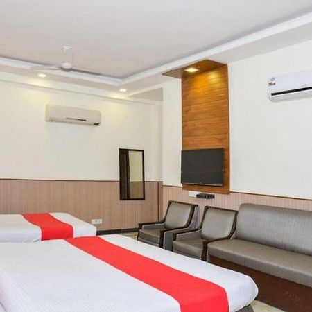 Hotel Shanti House New Delhi Karnail Singh Stadium Gate No 1 Nova Deli Exterior foto
