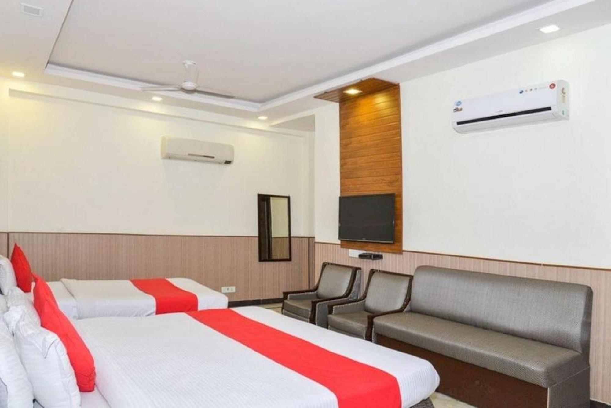 Hotel Shanti House New Delhi Karnail Singh Stadium Gate No 1 Nova Deli Exterior foto