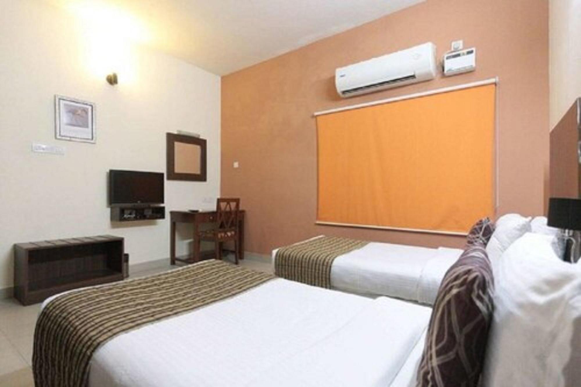 Hotel Shanti House New Delhi Karnail Singh Stadium Gate No 1 Nova Deli Exterior foto