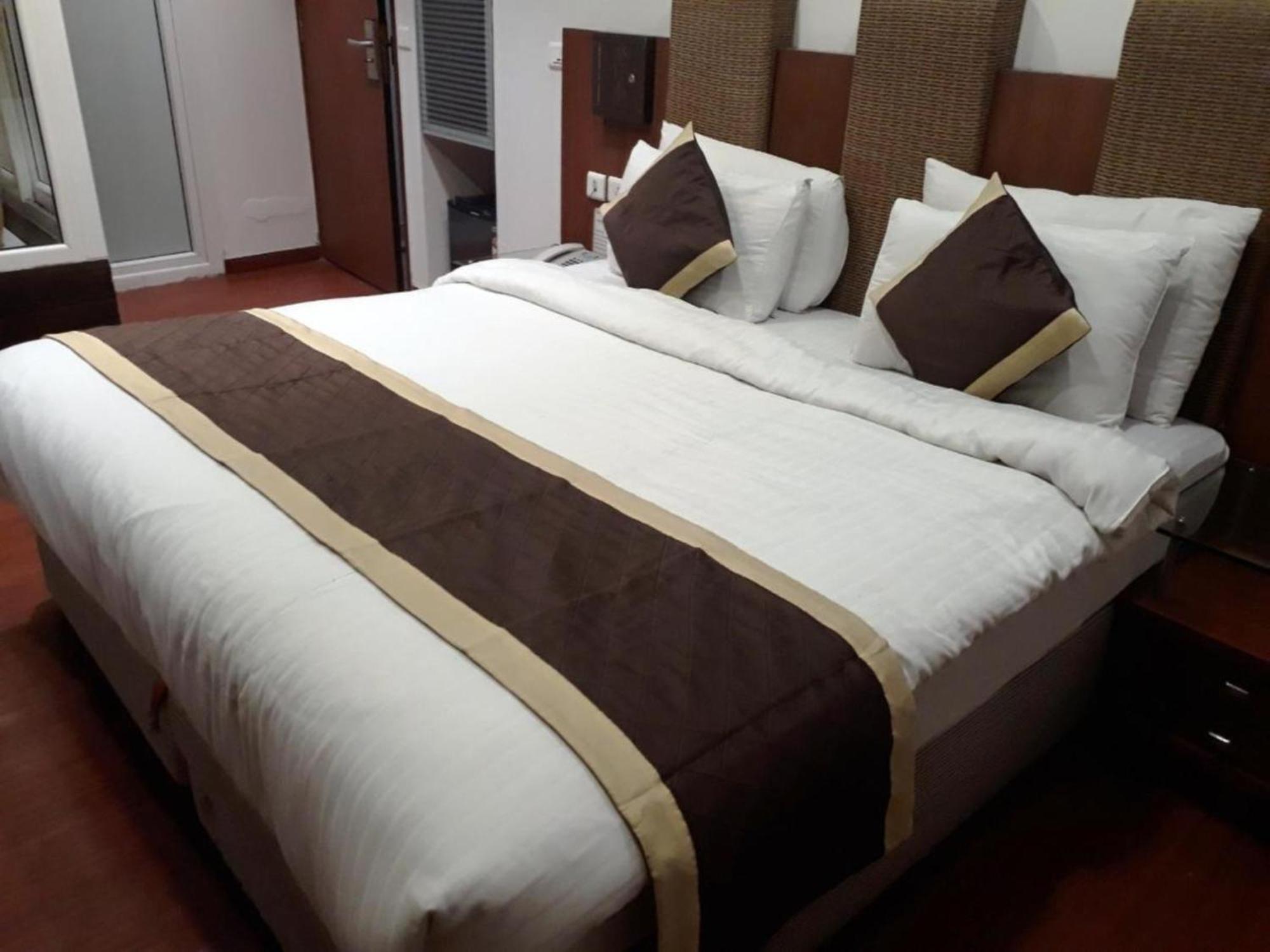 Hotel Shanti House New Delhi Karnail Singh Stadium Gate No 1 Nova Deli Exterior foto